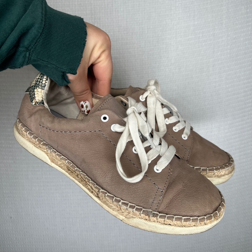 Dolce Vita Espadrille Sneakers Leather Snakeskin Accent‎ Lace Up Womens Size 7.5